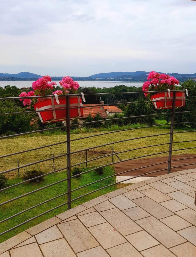 Villa Dei Tramonti Gavirate Exteriör bild